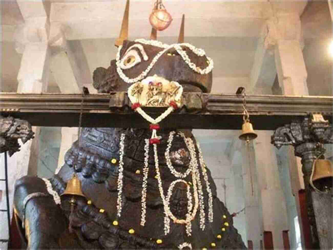 Bull Temple In Basavanagudi Discovering Bengaluru: History Neighbourhoods Walks