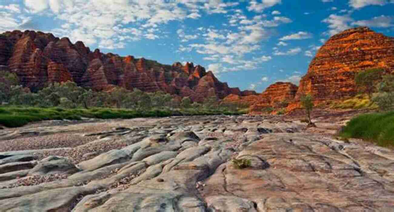 Group Photo Of Adventurers Exploring The Western Australian Outback OUR WESTERN AUSTRLIAN OUTBACK ADVENTURE: Touring Western Australia