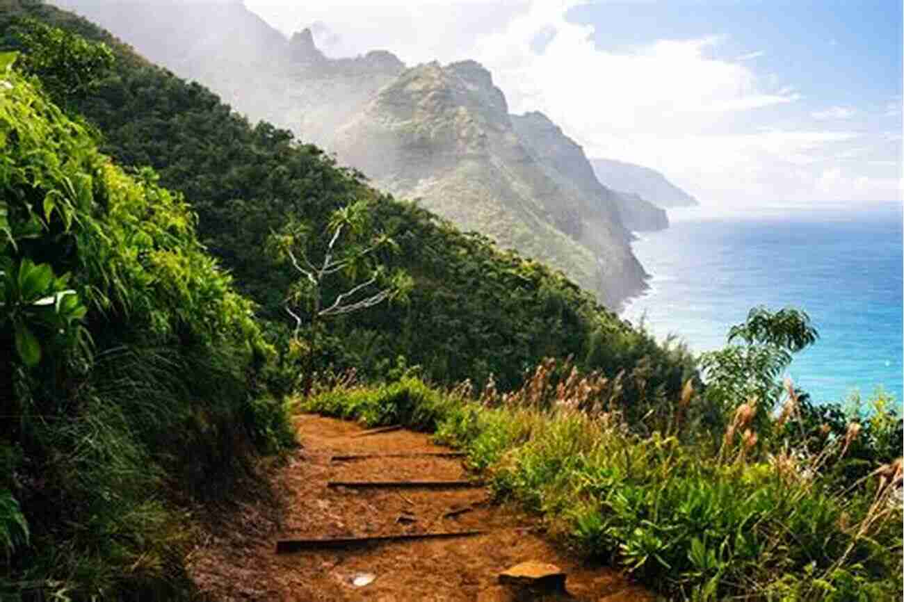 Kalalau Trail Along The Dramatic Coastline Of Kauai, Hawaii The 10 Best Hikes In Yellowstone National Park: The Greatest Hikes On Earth