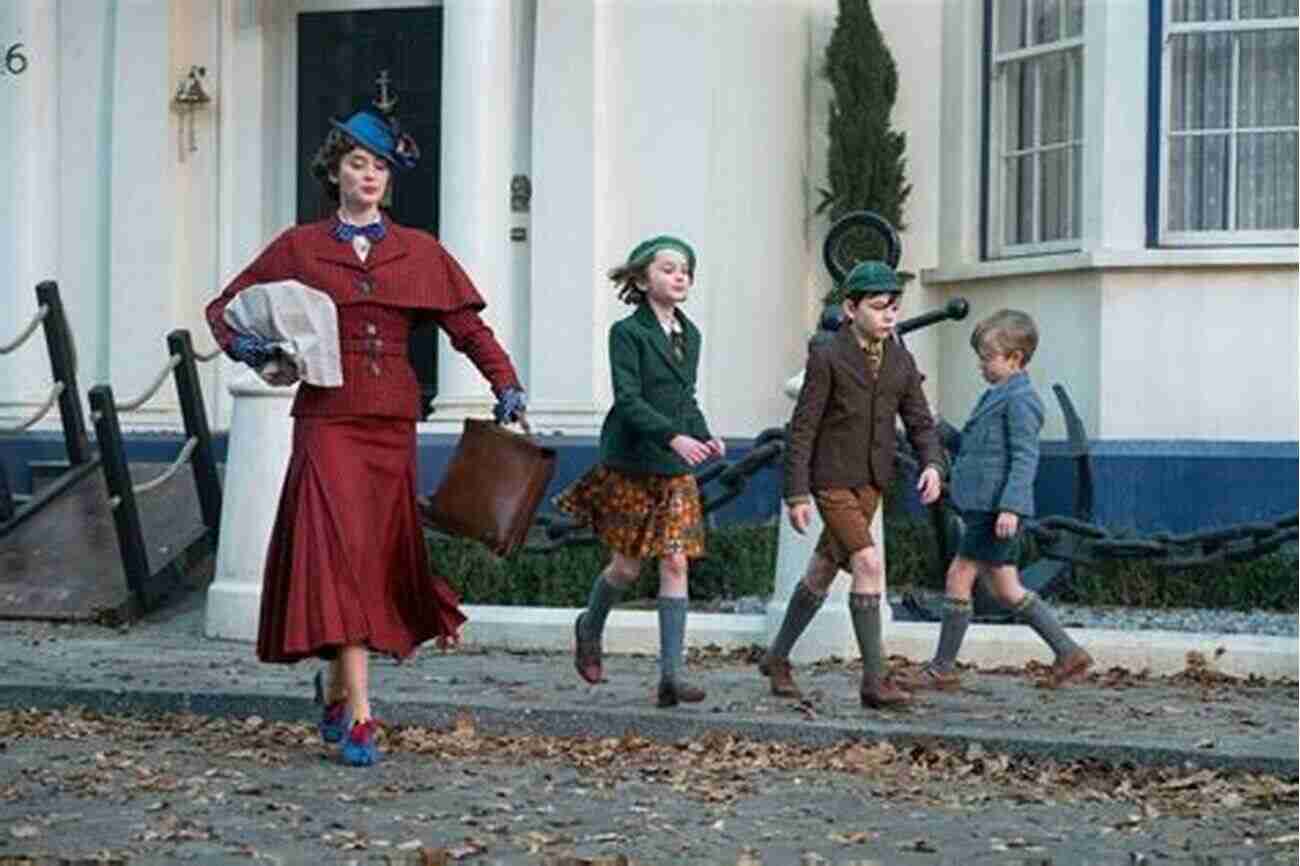 Mary Poppins Returns Family Scene Mary Poppins Returns: Everything Is Possible