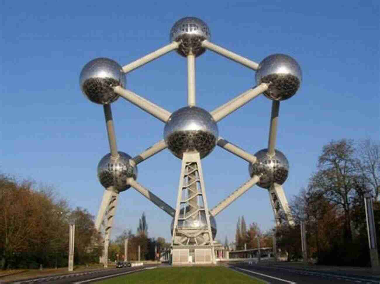 Sarwan And Volume Char Miller Standing In Front Of The Impressive Atomium In Brussels Sarwan Explores Belgium (Volume 1) Char Miller