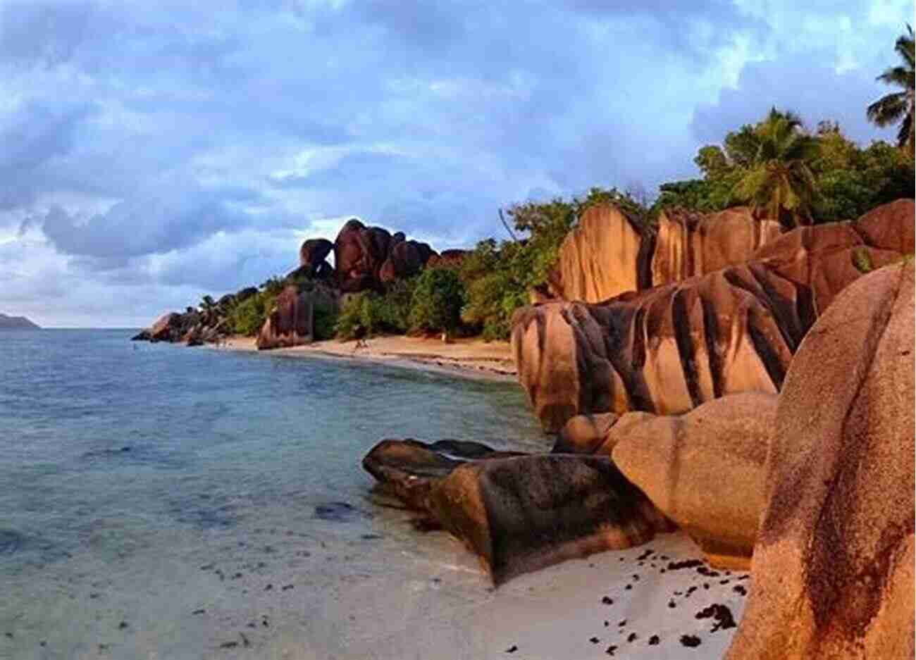 The Natural Wonders Of The Seychelles The Seychelles: Unquiet Islands Paul L Hedren