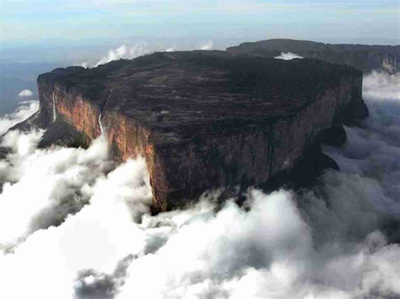 Tour Du Mont Roraima Crossing Venezuela, Guyana, And Brazil The 10 Best Hikes In Yellowstone National Park: The Greatest Hikes On Earth